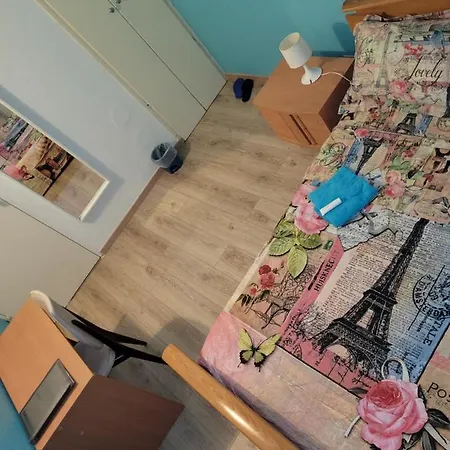 Privee, Proche Aeroport Paris-orly Homestay *