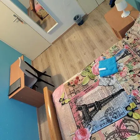 Homestay Privee, Proche Aeroport Paris-orly *